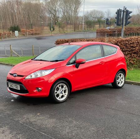 FORD FIESTA 1.3 Zetec