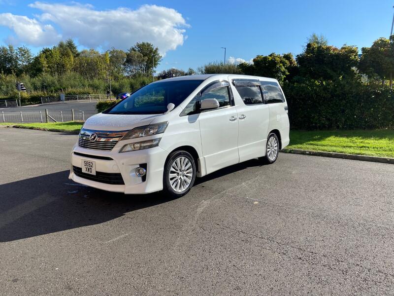 TOYOTA VELLFIRE